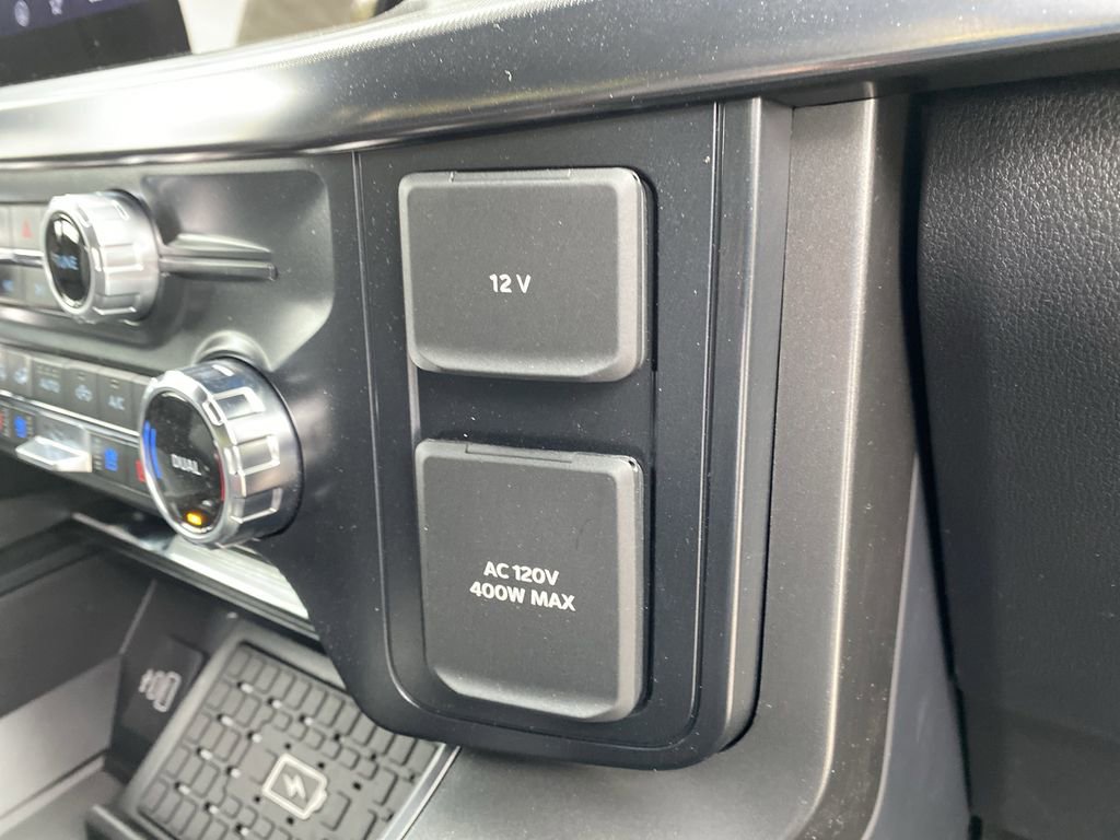 New 2025 Ford F150 Lariat image 43