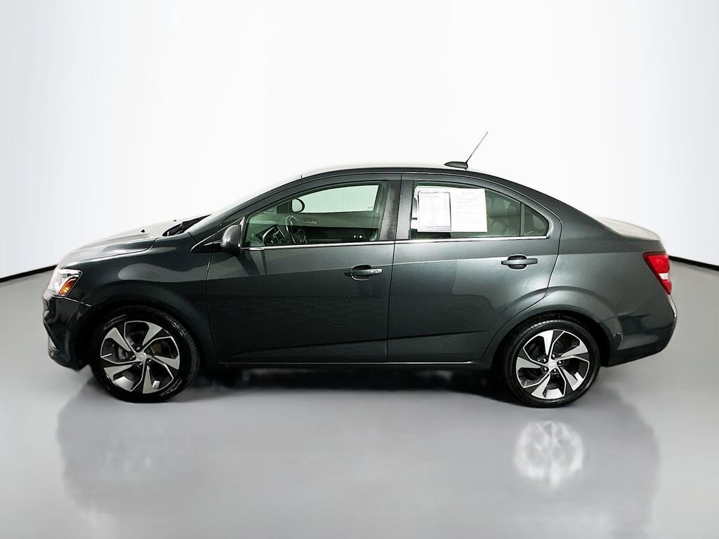 Used 2019 Chevrolet Sonic Premier FWD image 4