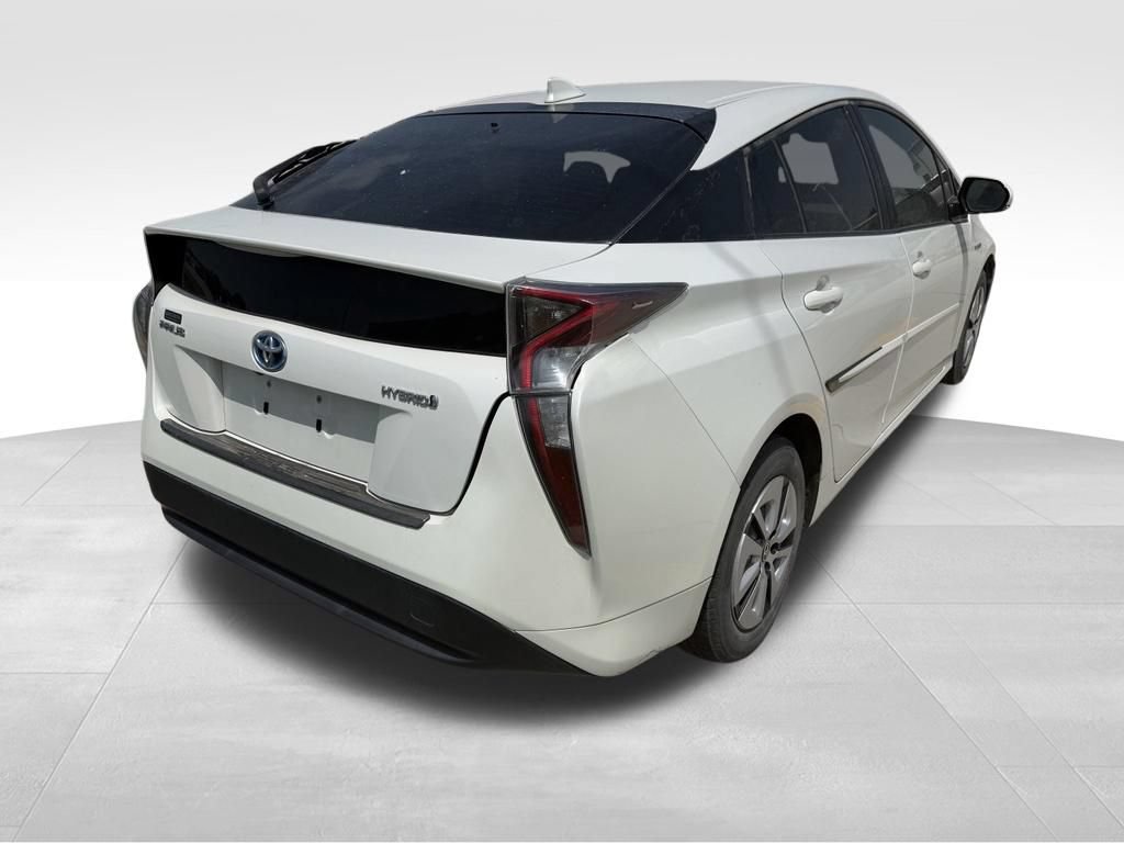 Used 2016 Toyota Prius Three w/ Protection Package FWD image 5