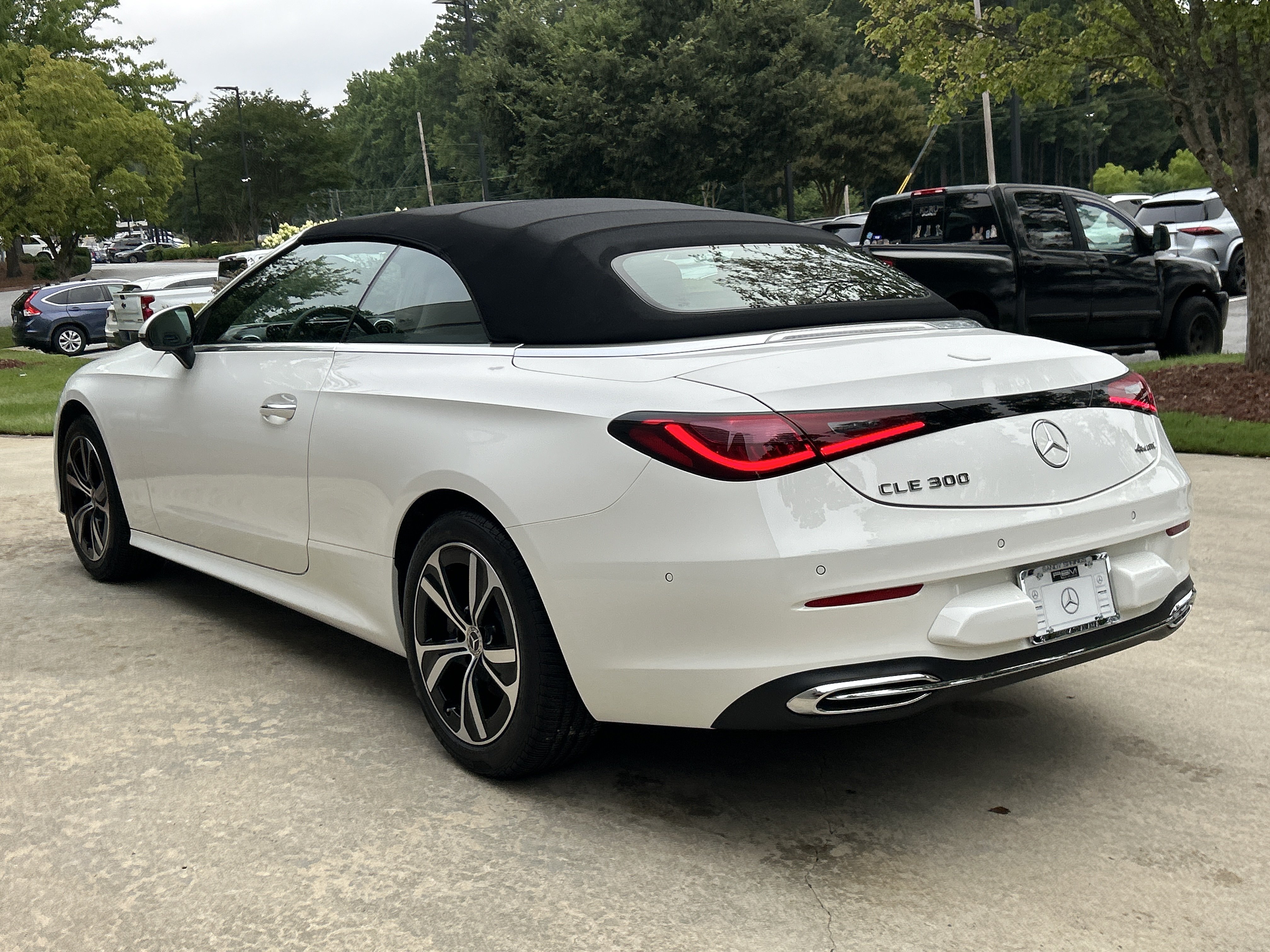 Certified 2025 Mercedes-Benz CLE 300 4MATIC Cabriolet image 22