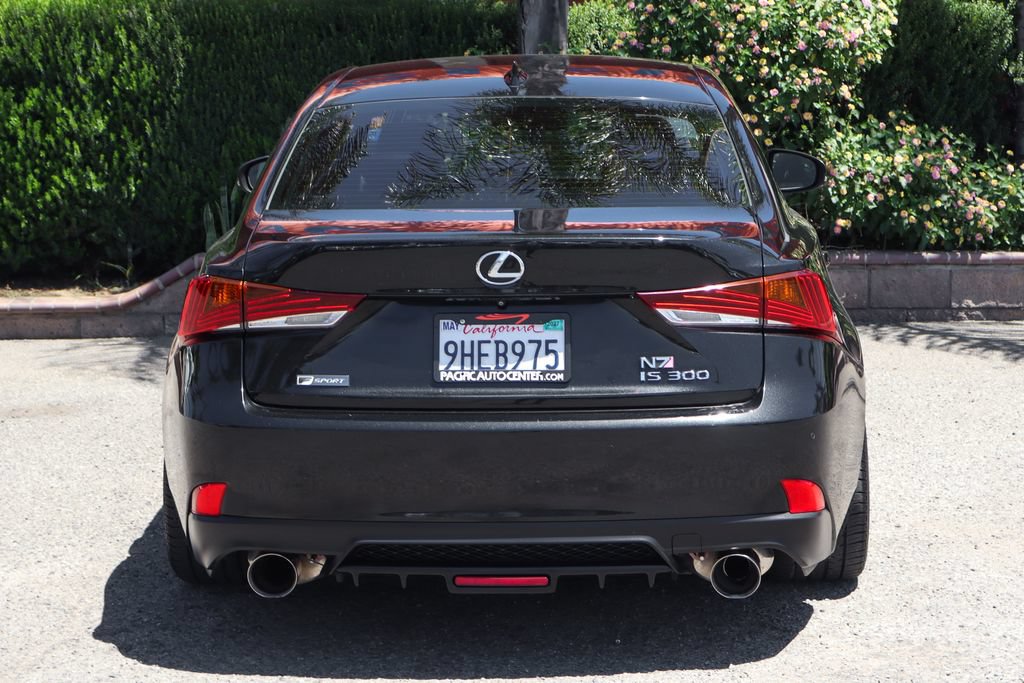 Used 2019 Lexus IS 300 F Sport w/ F Sport Package RWD image 7