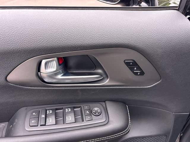 New 2027 Chrysler Pacifica Limited AWD/4WD image 17