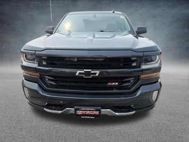 Used 2017 Chevrolet Silverado 1500 LT w/ All Star Edition AWD/4WD image 3