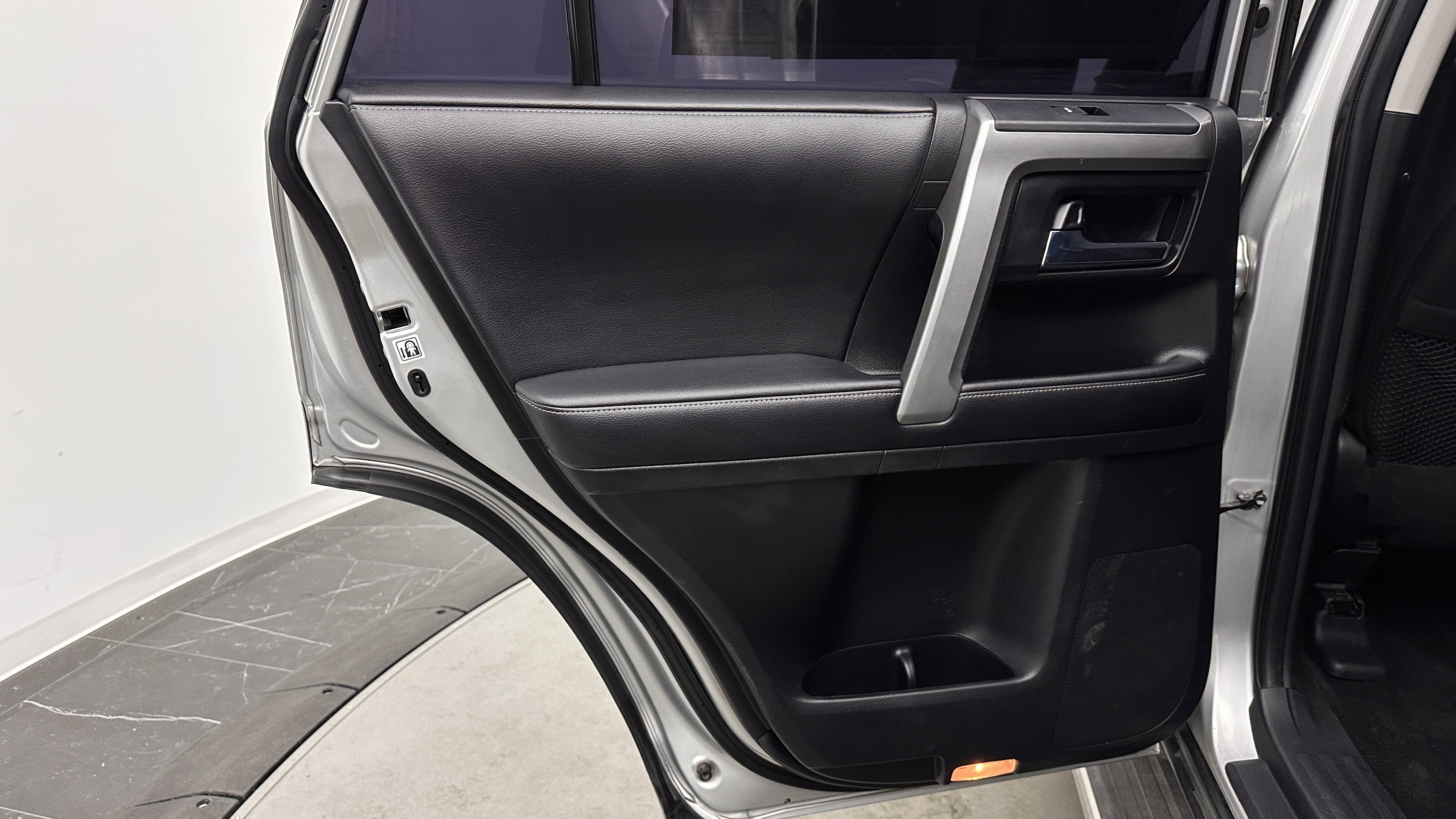 Used 2017 Toyota 4Runner SR5 image 22