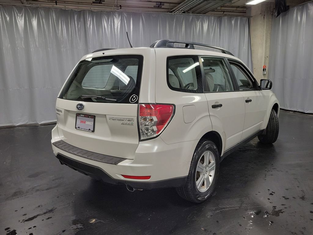 Used 2013 Subaru Forester 2.5X AWD/4WD image 9