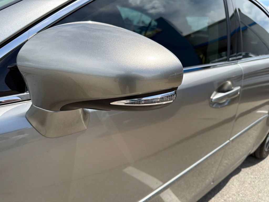 Used 2016 Lexus ES 350 w/ Luxury Package w/Wood Trim FWD image 10