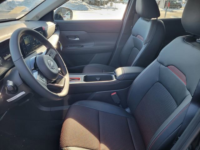 New 2026 Nissan Kicks SR image 16