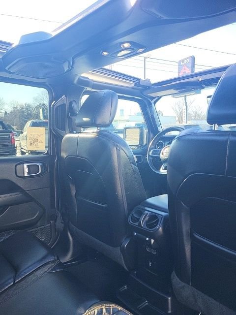 Used 2021 Jeep Wrangler Unlimited Sahara image 16
