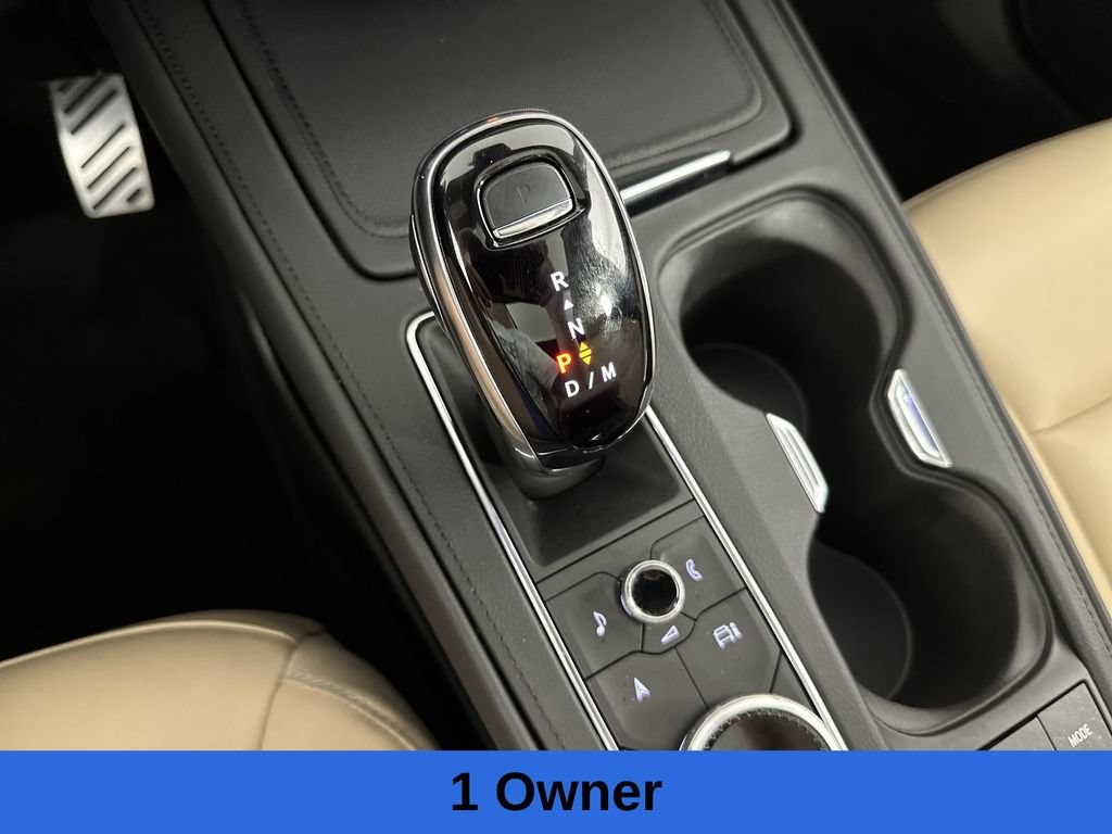 Used 2024 Cadillac XT4 Luxury w/ Cold Weather Package AWD/4WD image 19