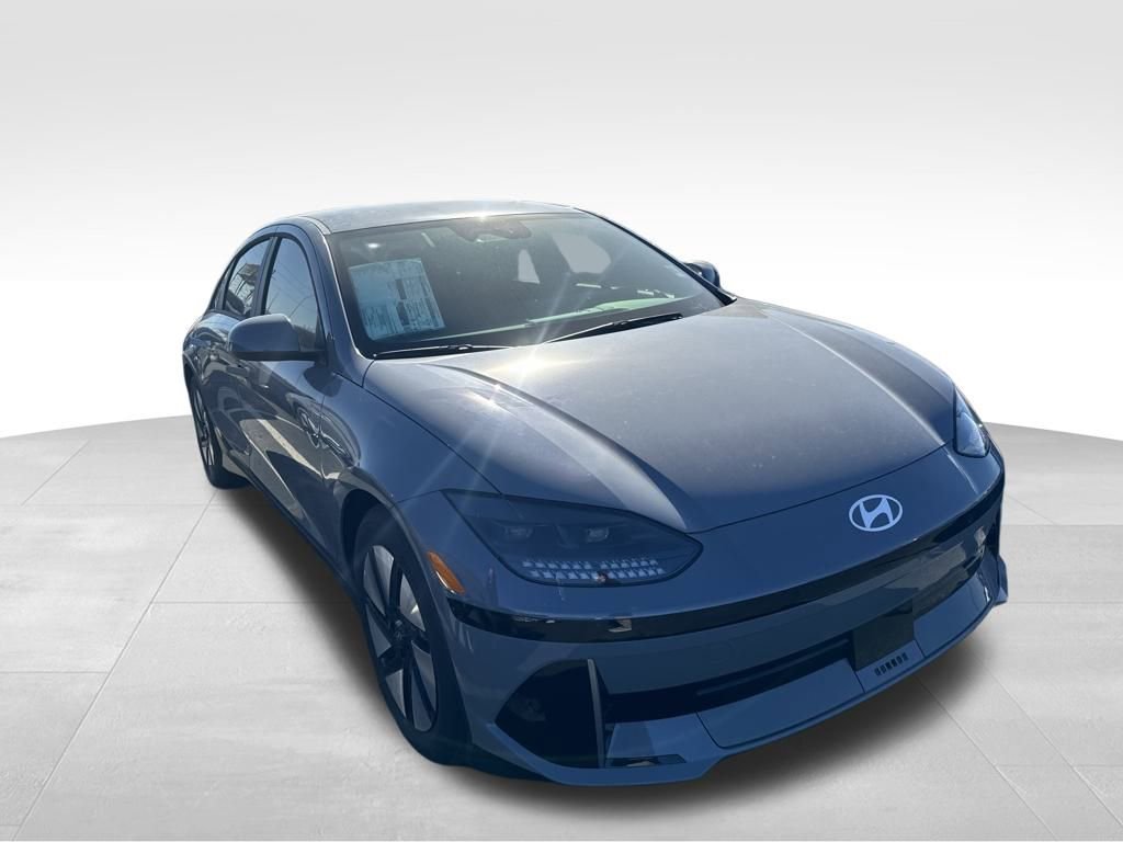 New 2025 Hyundai Ioniq 6 SE video 2