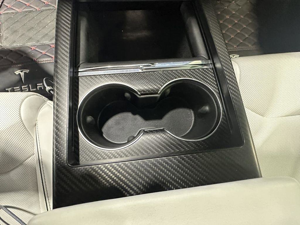 Used 2023 Tesla Model X Plaid image 19