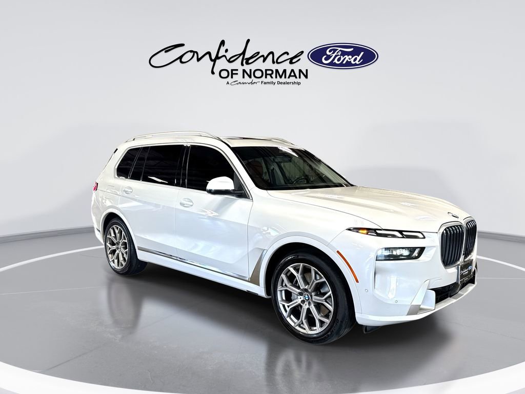 Used 2023 BMW X7 xDrive40i w/ Executive Package image 11
