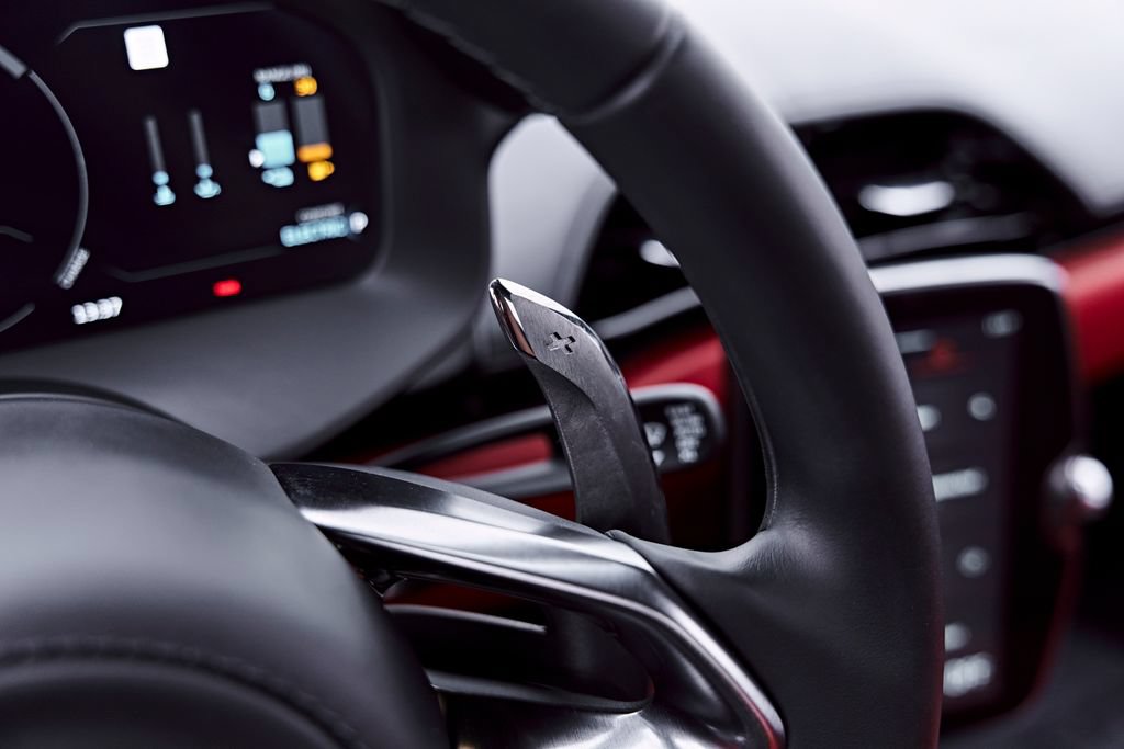 Used 2024 McLaren Artura RWD image 68