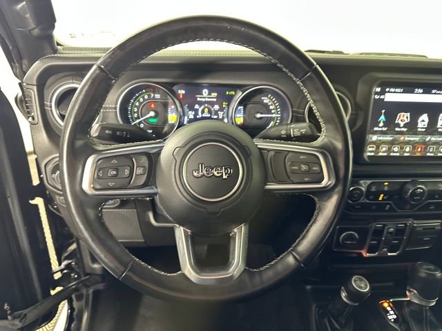 Used 2022 Jeep Wrangler Unlimited Sahara w/ Cold Weather Group image 14