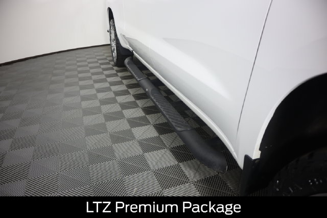 Used 2020 Chevrolet Silverado 1500 LTZ w/ LTZ Premium Package AWD/4WD image 23