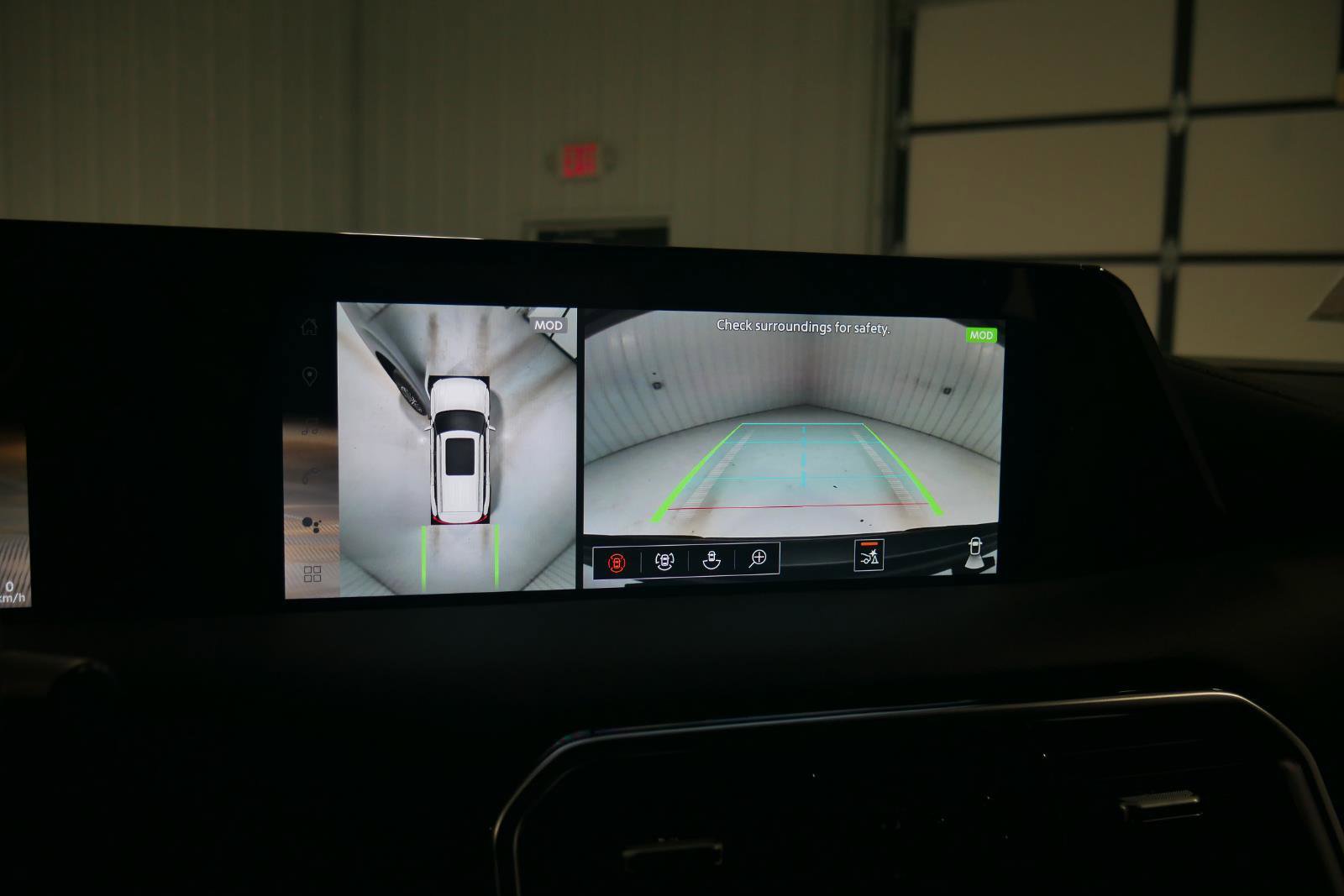 New 2026 Nissan Armada SL image 23