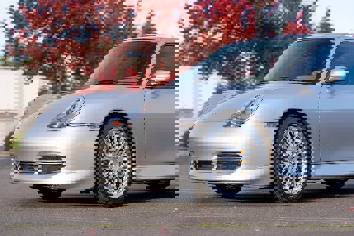 Used 1999 Porsche 911 GT3 RS image 23