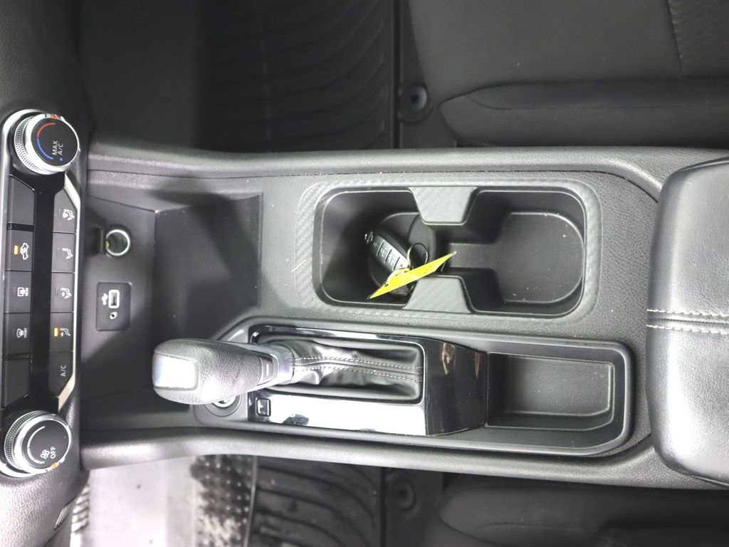 Certified 2022 Nissan Sentra S image 14