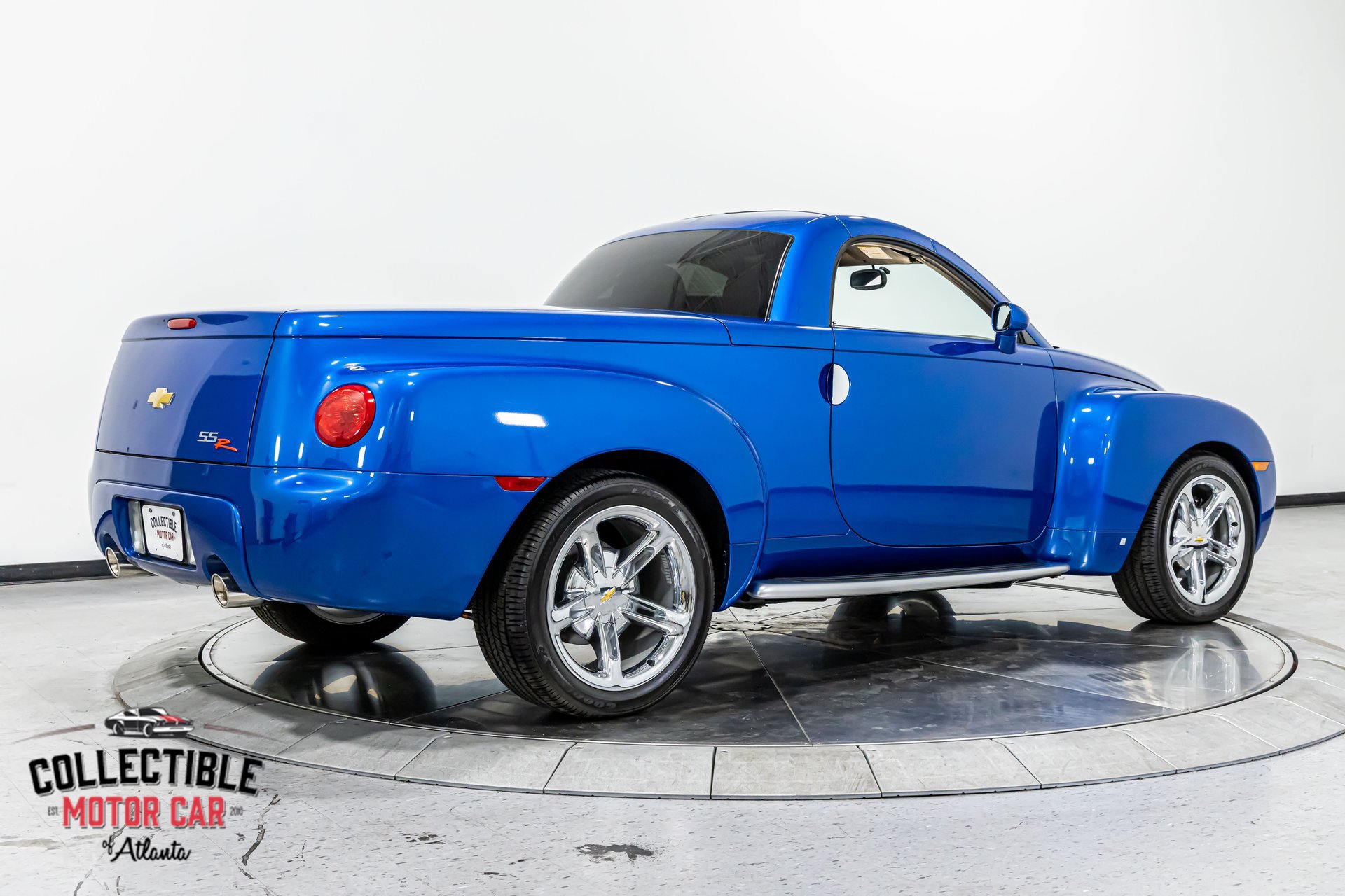 Used 2006 Chevrolet SSR w/ Preferred Equipment Group RWD image 20