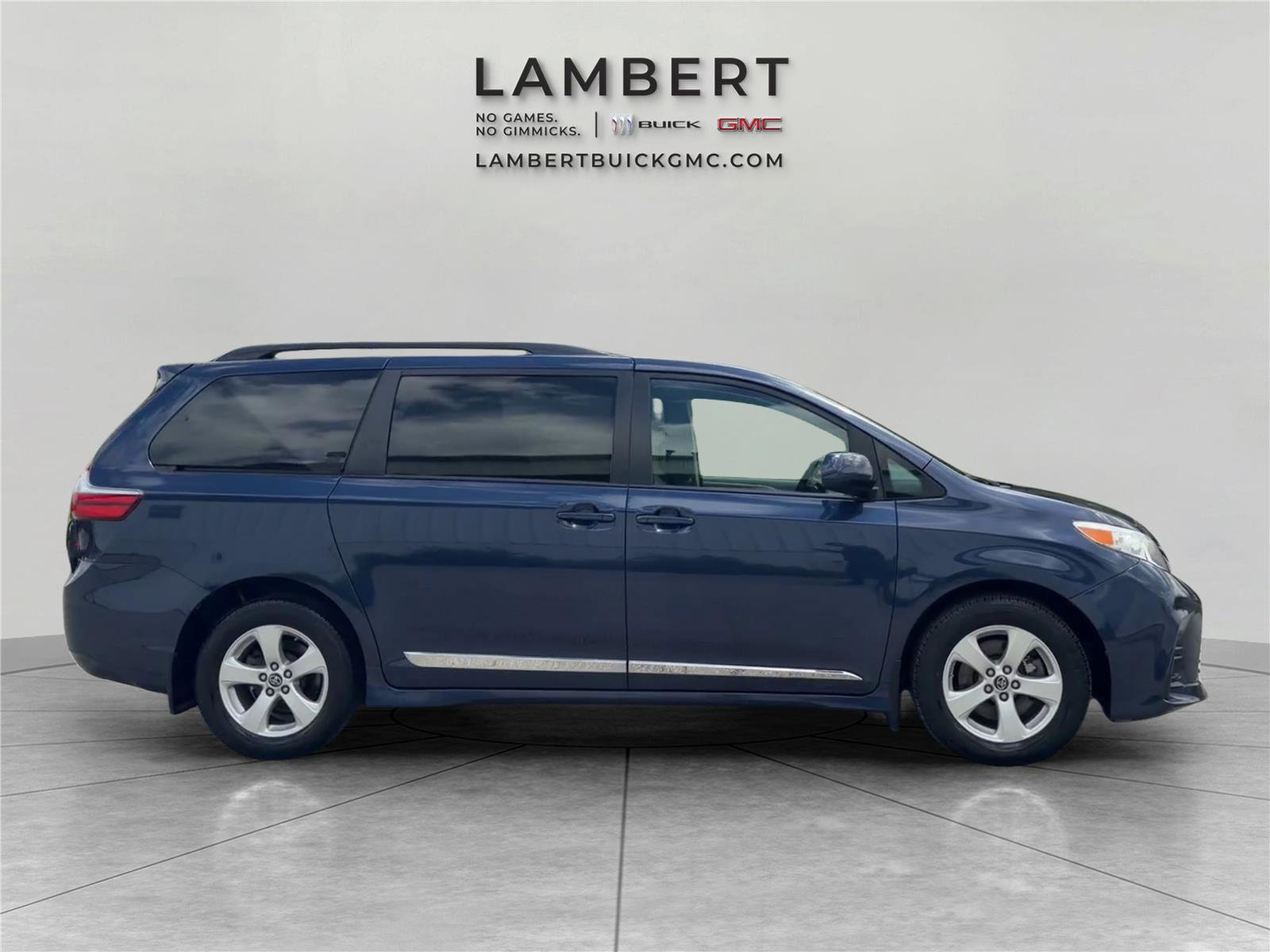 Used 2020 Toyota Sienna LE FWD image 7