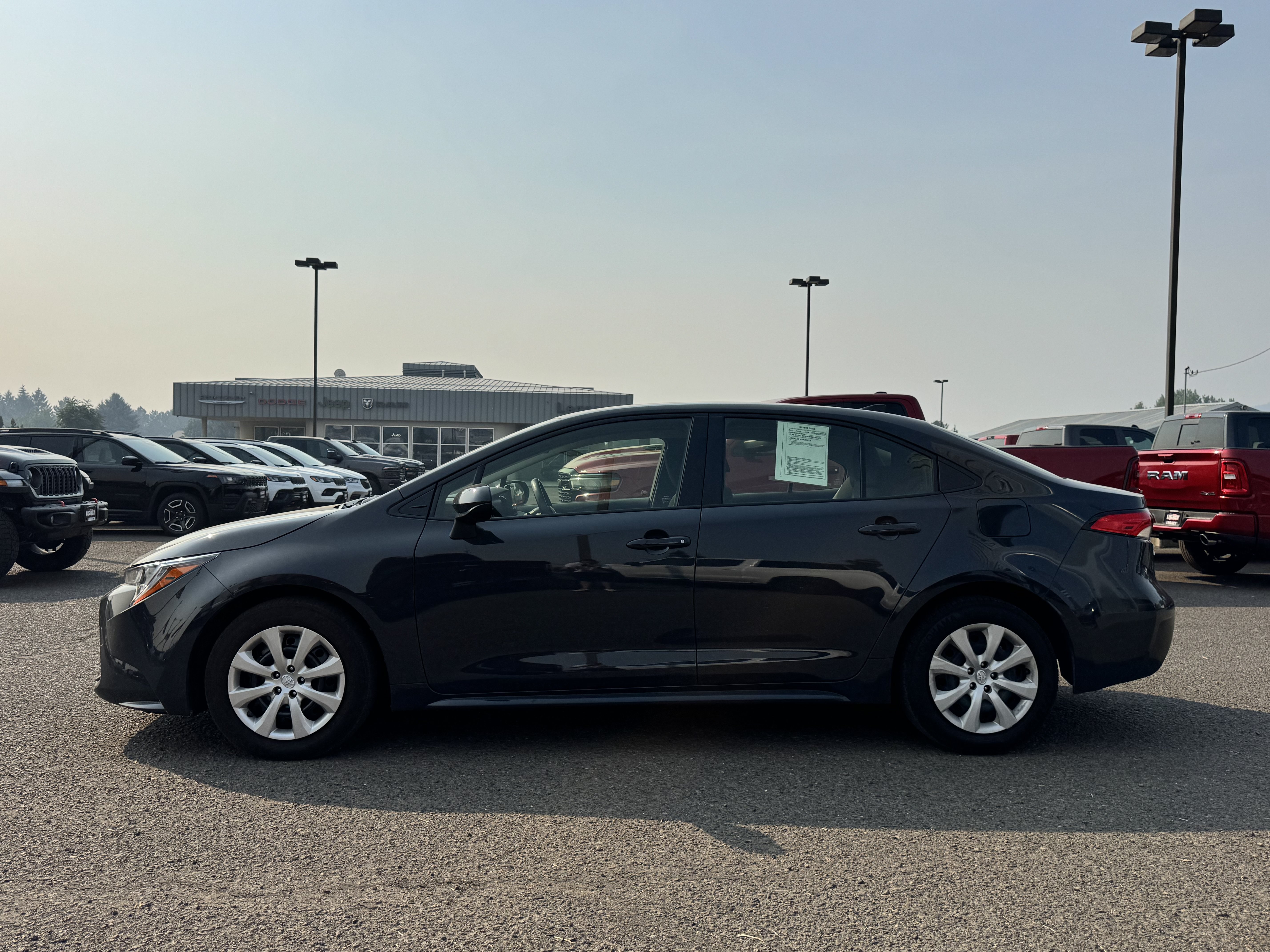Used 2026 Toyota Corolla LE FWD image 2
