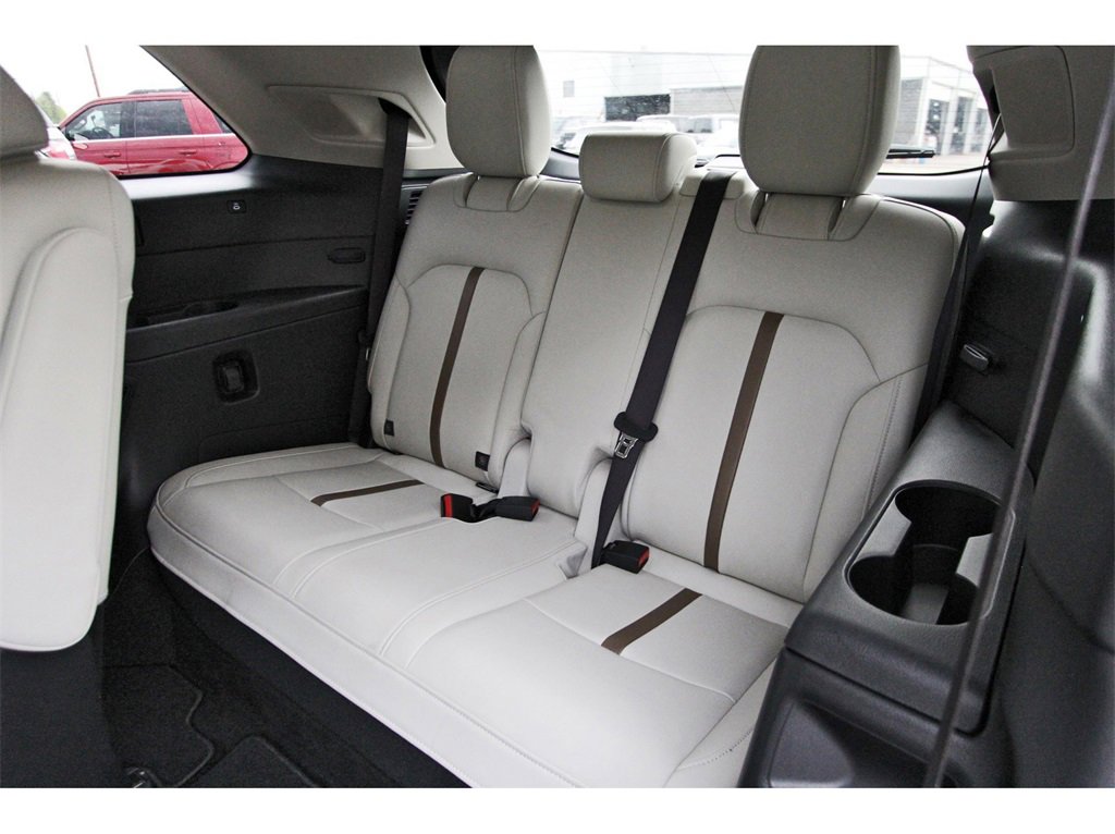 Certified 2025 MAZDA CX-90 3.3 Turbo w/ Premium Plus Pkg image 11