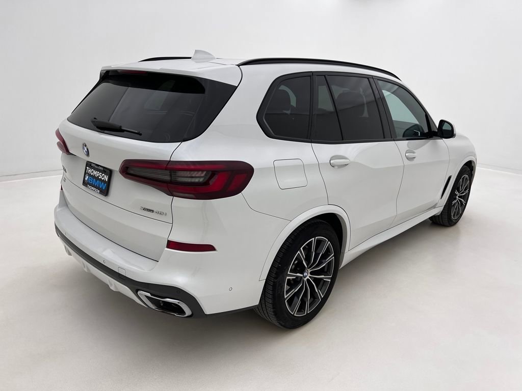 Used 2021 BMW X5 xDrive40i w/ M Sport Package image 7