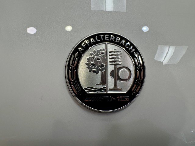 New 2026 Mercedes-Benz GLS 63 AMG 4MATIC image 7