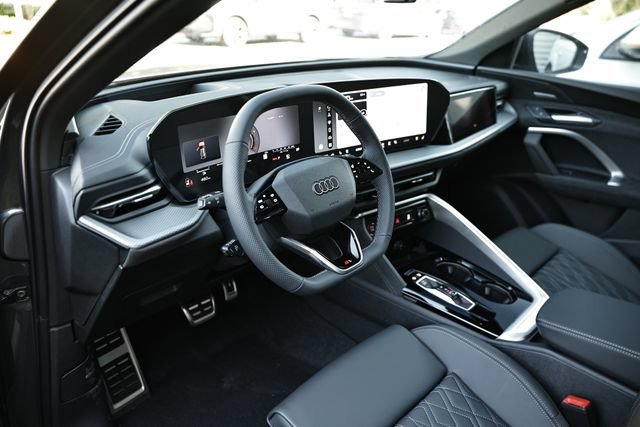 New 2026 Audi SQ5 Prestige AWD/4WD image 17