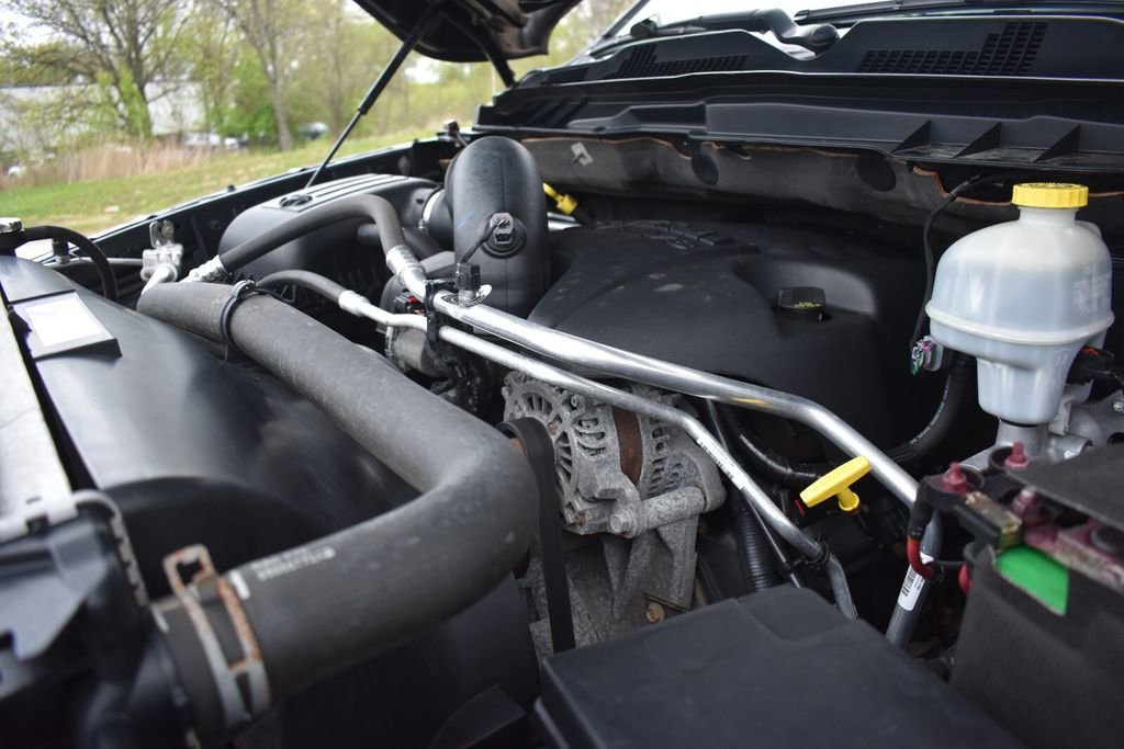 Used 2014 RAM 1500 Express AWD/4WD image 29