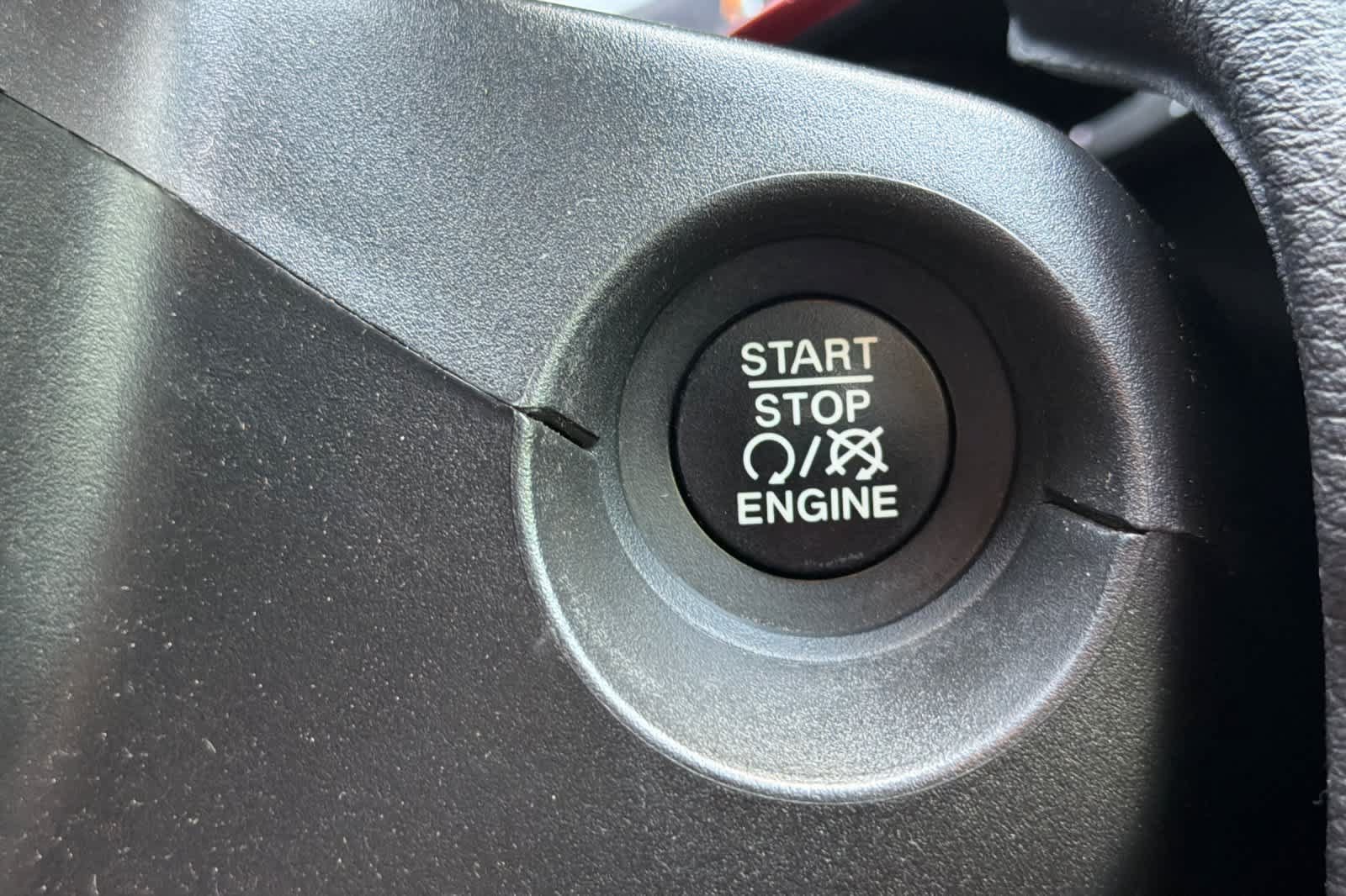 Used 2020 Jeep Compass Trailhawk AWD/4WD image 24
