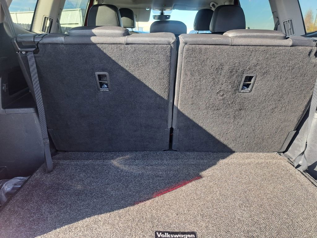 Used 2021 Volkswagen Atlas SE image 25