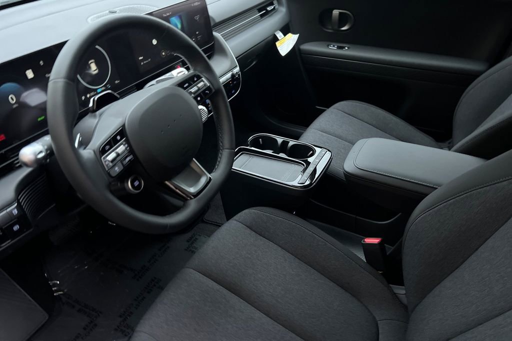 New 2026 Hyundai Ioniq 5 SE image 8