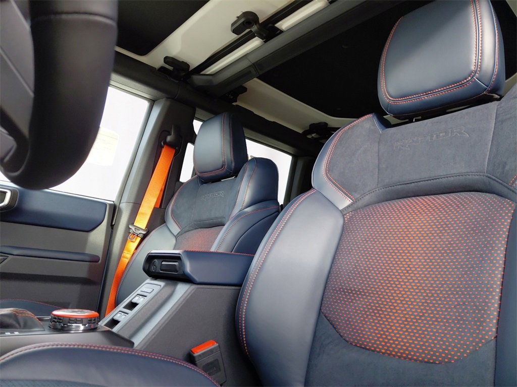 New 2025 Ford Bronco Raptor image 9