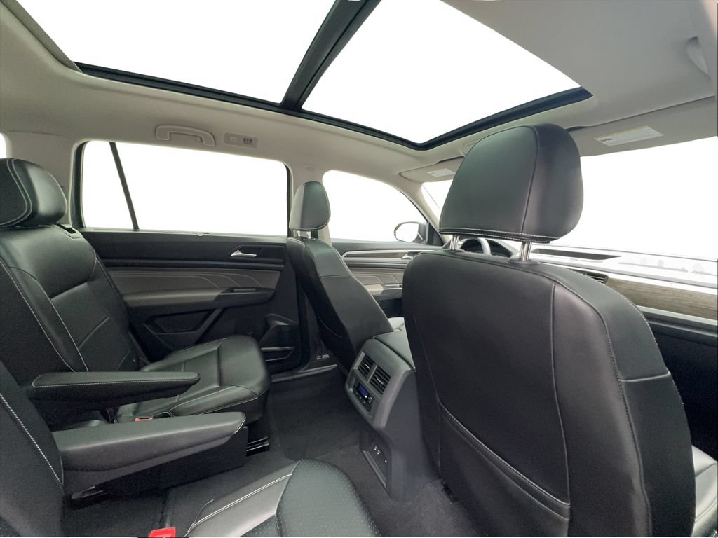 Used 2023 Volkswagen Atlas SE w/ Panoramic Sunroof Package FWD image 31