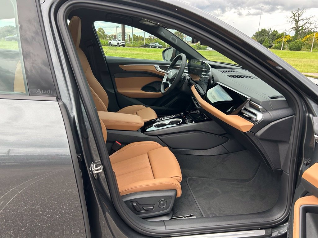 New 2026 Audi A6 Premium Plus AWD/4WD image 40