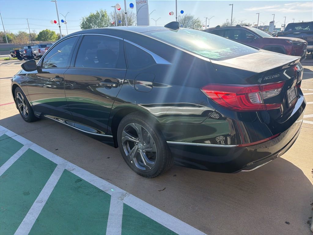 Used 2018 Honda Accord EX image 3