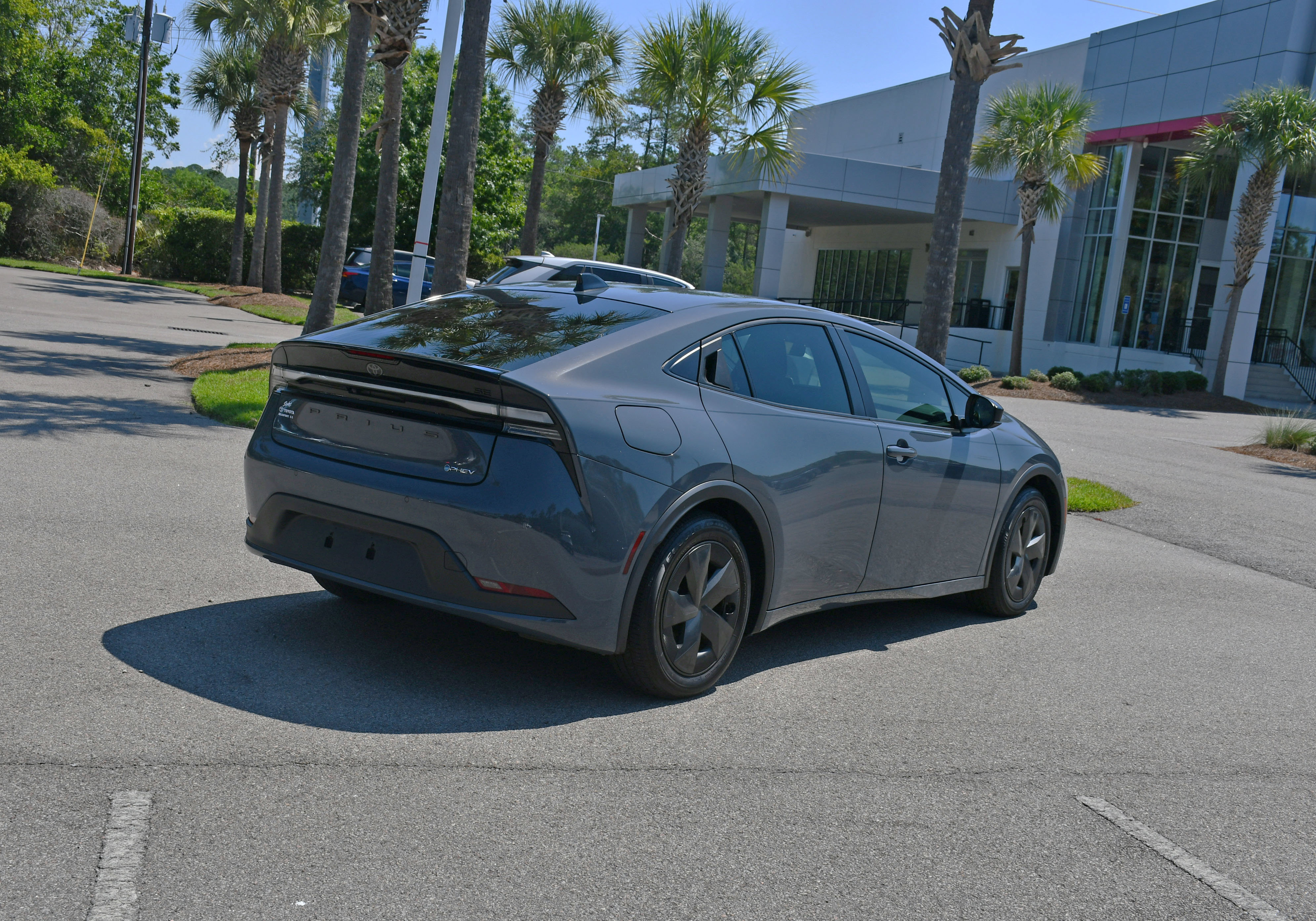 Certified 2026 Toyota Prius Plug-In Hybrid FWD image 3