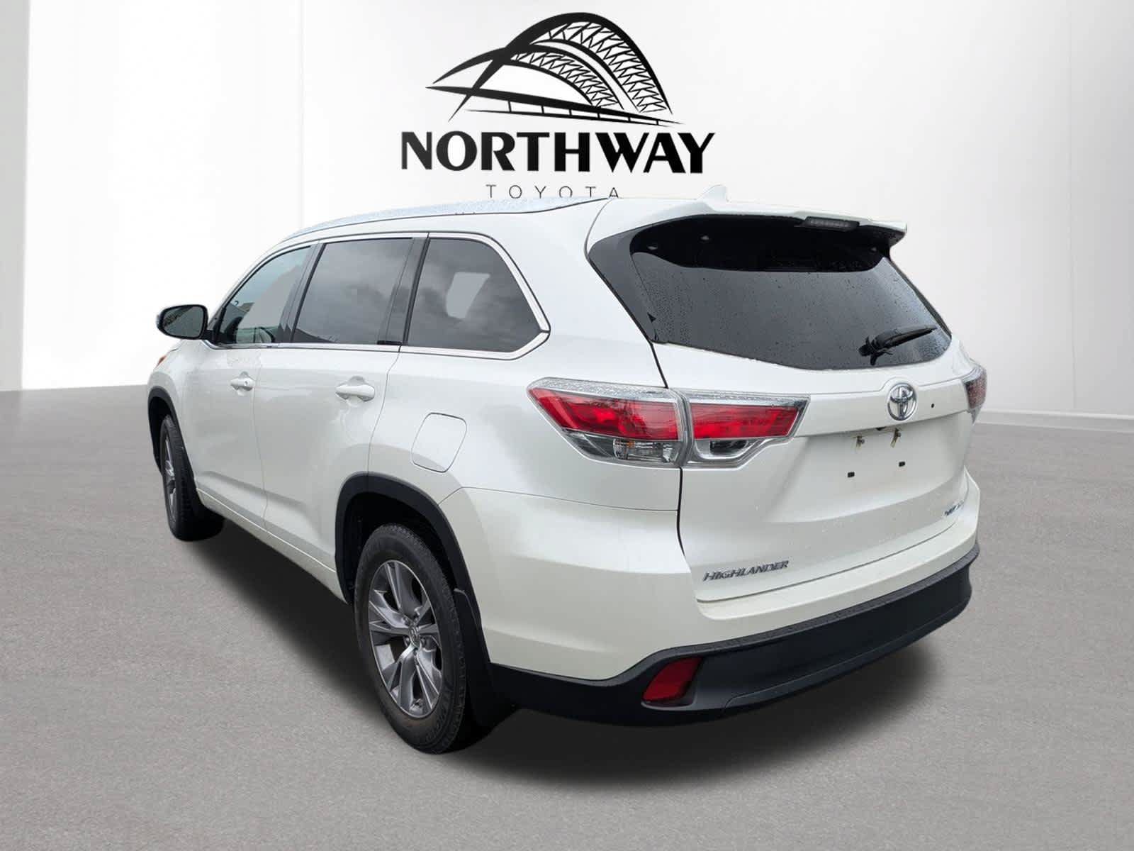 Used 2015 Toyota Highlander XLE AWD/4WD image 5