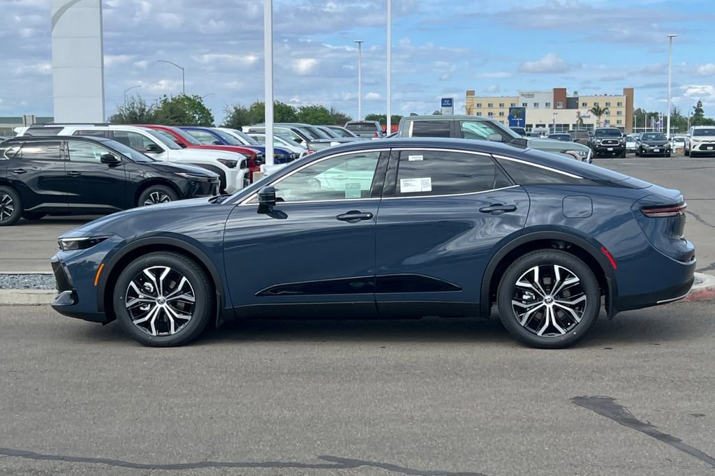 New 2026 Toyota Crown XLE image 7