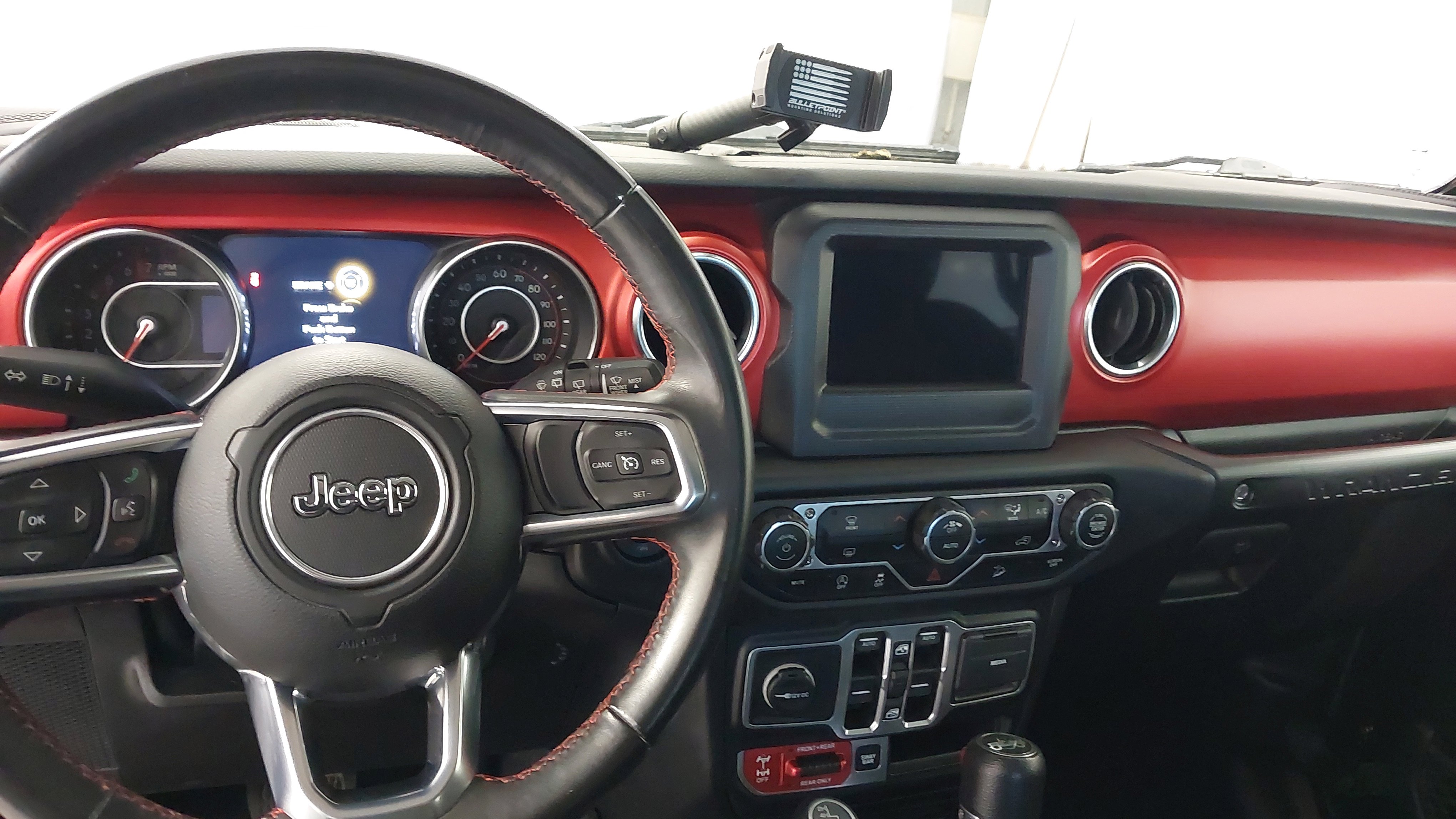 Used 2018 Jeep Wrangler Unlimited Rubicon AWD/4WD image 26