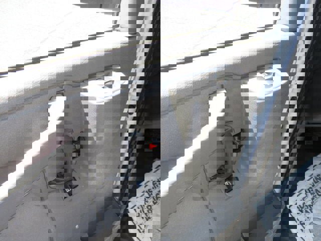 Used 2017 Chevrolet Express 3500 image 17