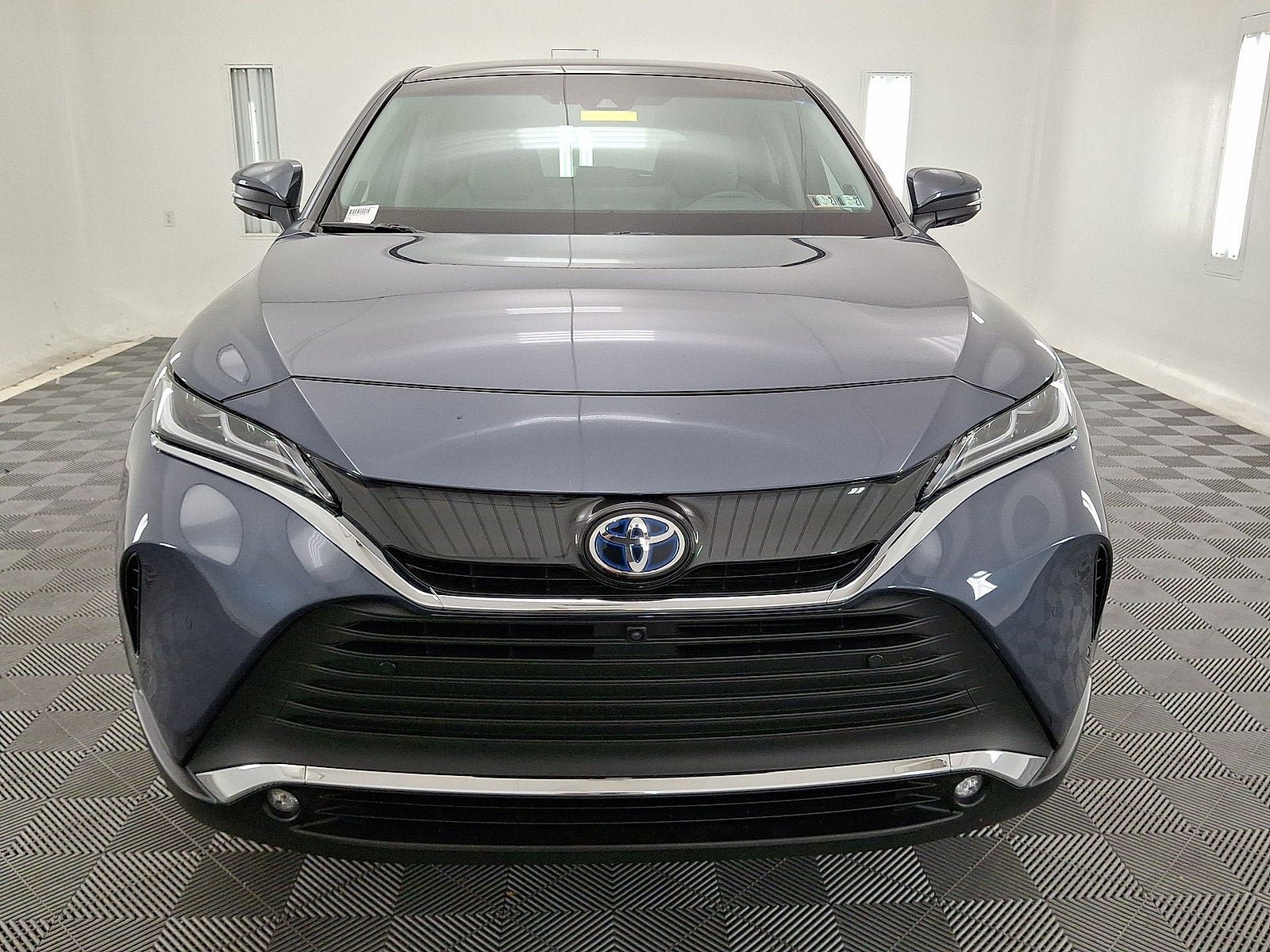 Certified 2024 Toyota Venza Limited AWD/4WD image 21