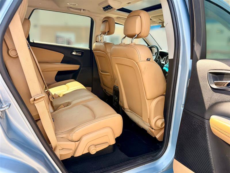 Used 2013 Dodge Journey Crew w/ Flexible Seating Group AWD/4WD image 9