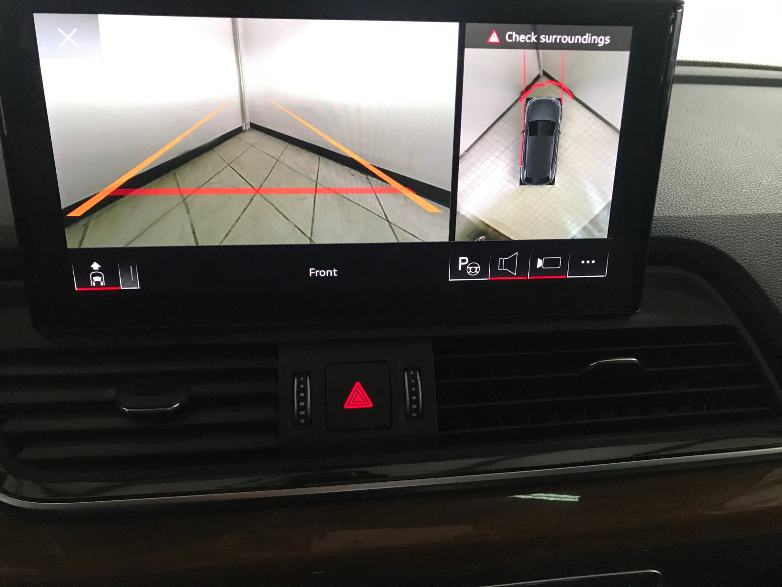 Used 2023 Audi Q5 2.0T Prestige w/ Prestige Package image 21