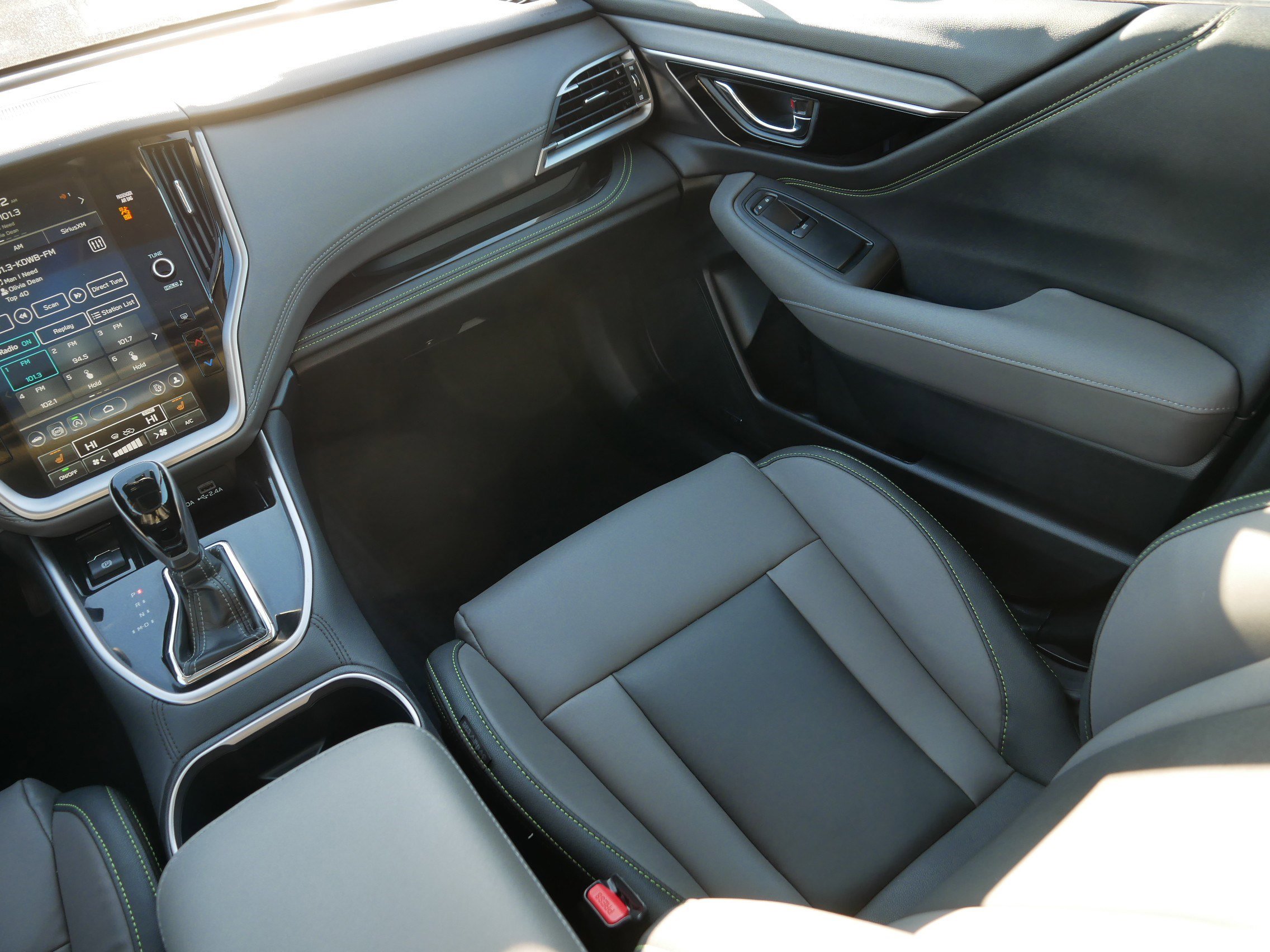 Used 2025 Subaru Outback Onyx Edition image 11