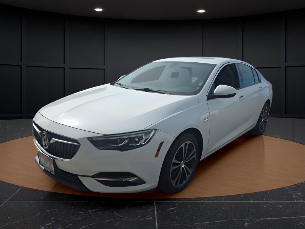Used 2019 Buick Regal Preferred w/ Driver Confidence Package I FWD image 1