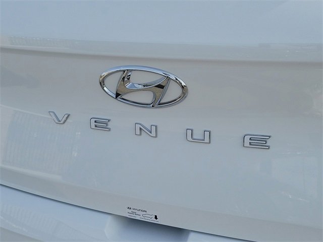 New 2026 Hyundai Venue SE image 21
