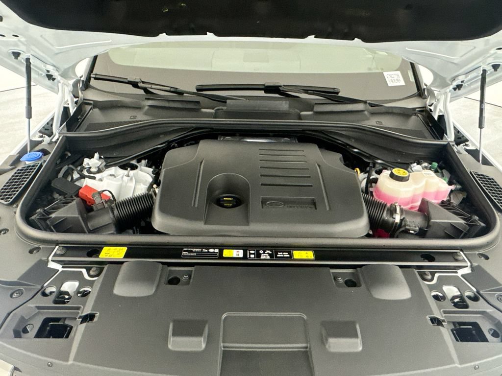 New 2026 Land Rover Range Rover Sport SE AWD/4WD image 30