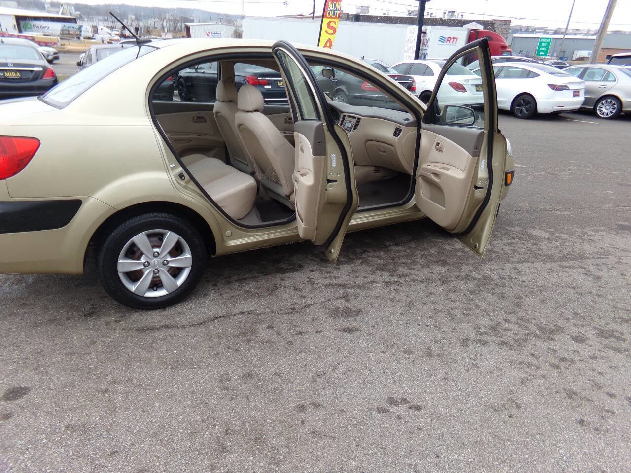 Used 2009 Kia Rio LX w/ PWR Pkg image 19